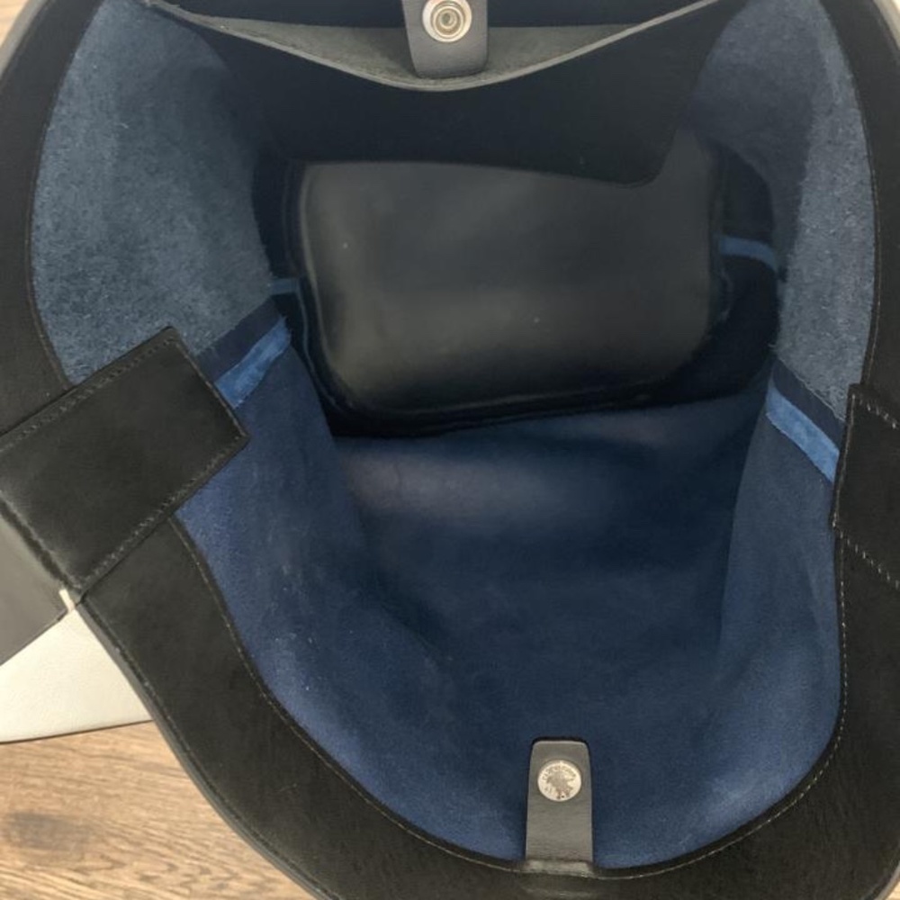 Rag & Bone Bucket Bag Nappa Leather/Suede w/adjustable Shoulder Strap Deep Blue - Picture 13 of 16